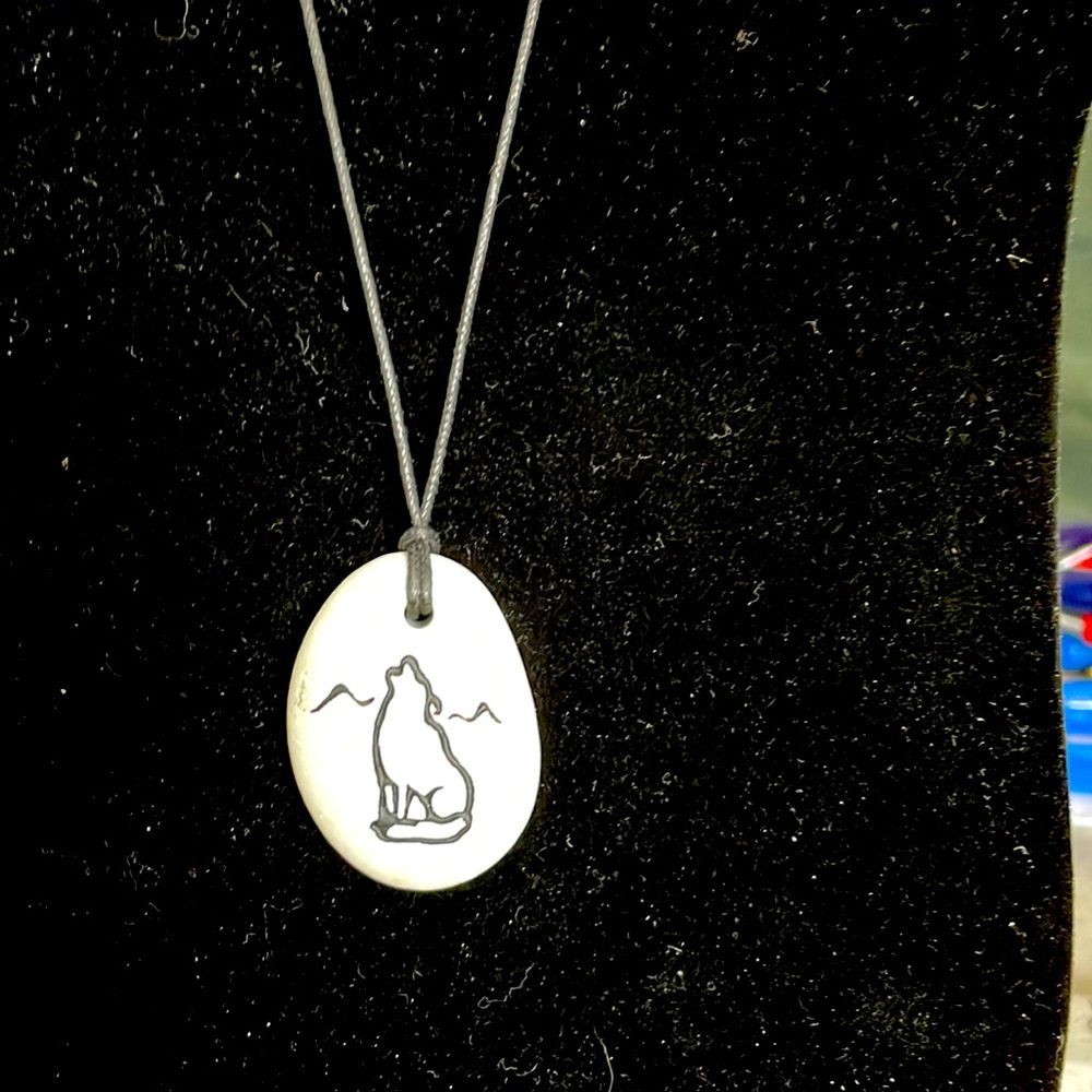 😀 NECKLACE 16-20” NWOT Hand Crafted Myself July 2022 Howling Wolf